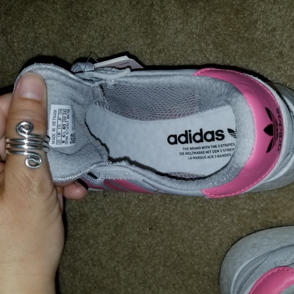 💸 SOLD 💸 Adidas I-5923 Grey w/pink stripes 8 - Picture 7 of 7